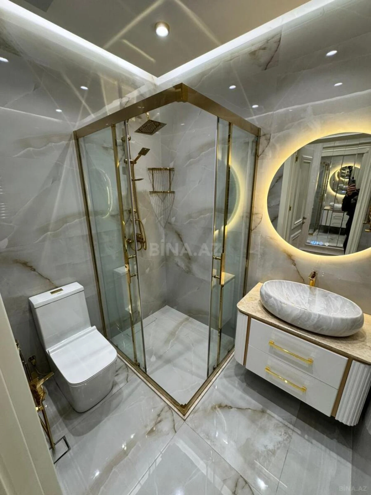 Satılır 2 otaqlı mənzil 75 m²