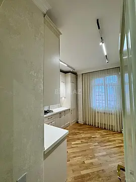 Satılır 2 otaqlı mənzil 75 m²
