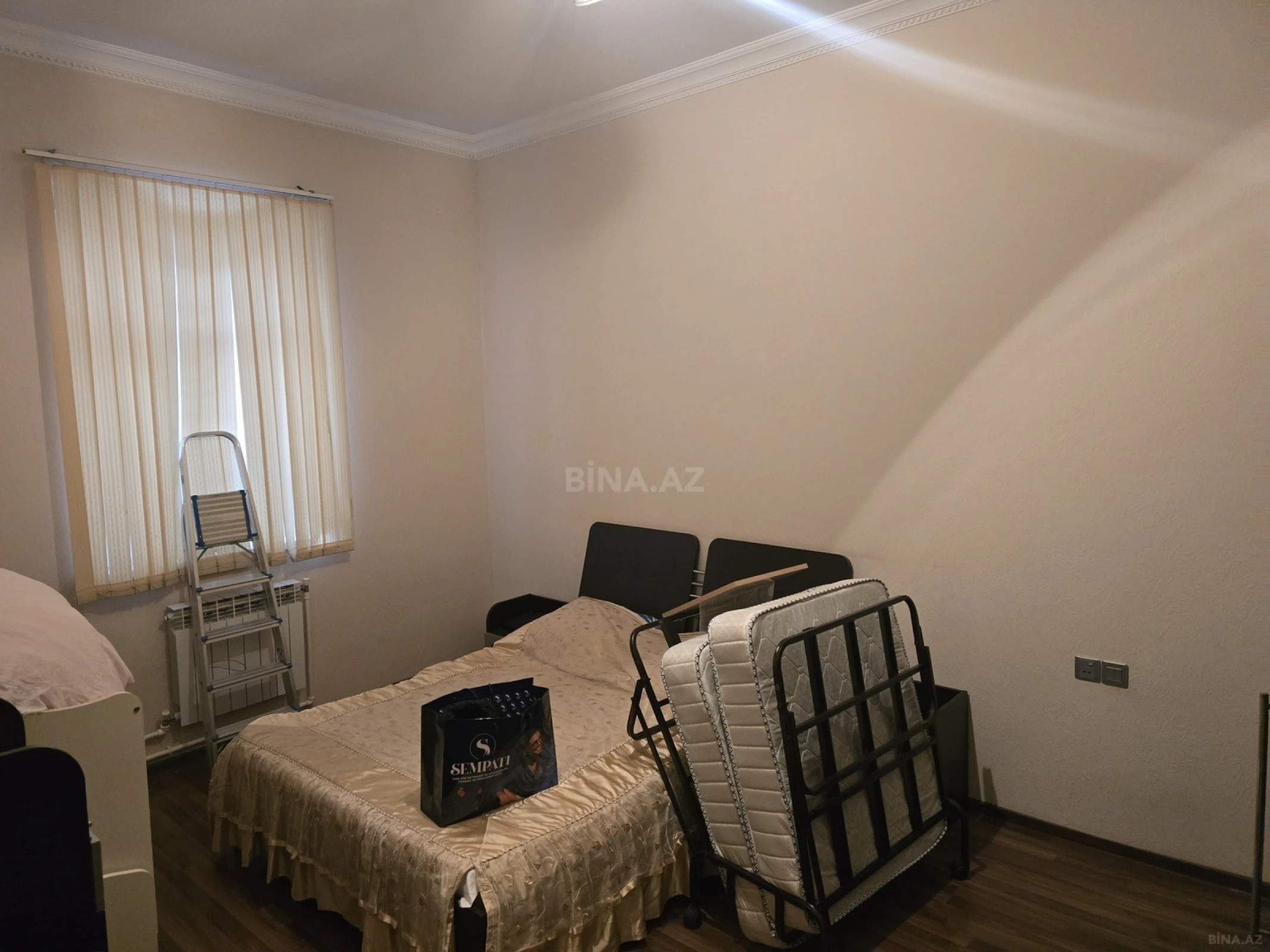 Satılır 2 otaqlı mənzil 60 m²