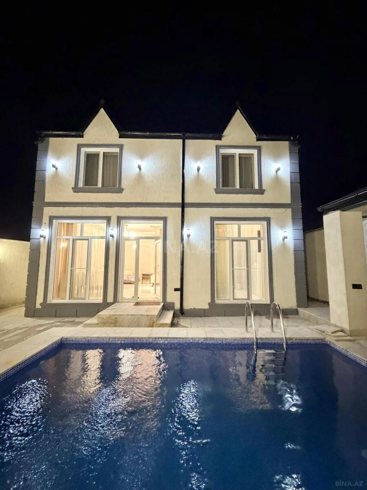 Kirayə verilir 4 otaqlı həyət evi 160 m²