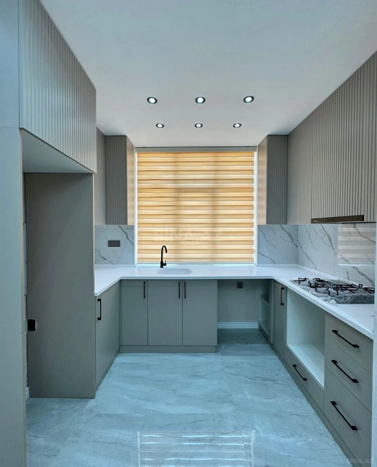 Satılır 3 otaqlı mənzil 70 m²