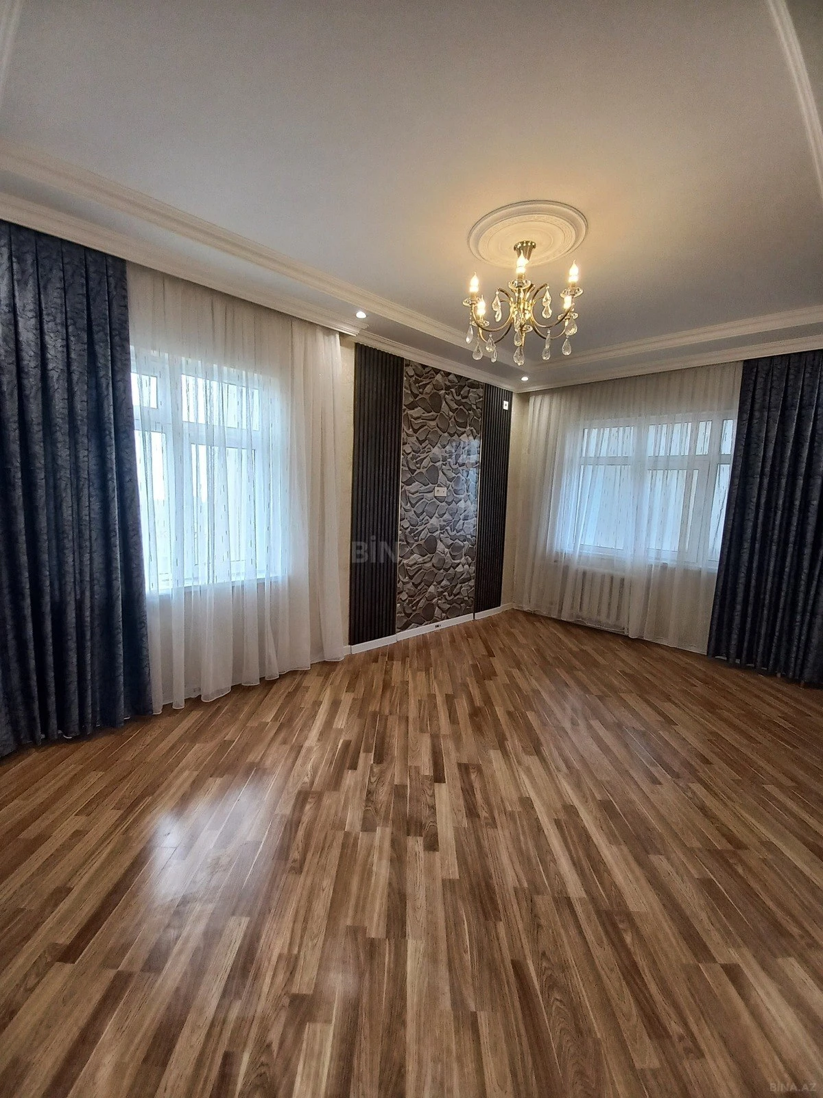 Satılır 1 otaqlı mənzil 45 m²