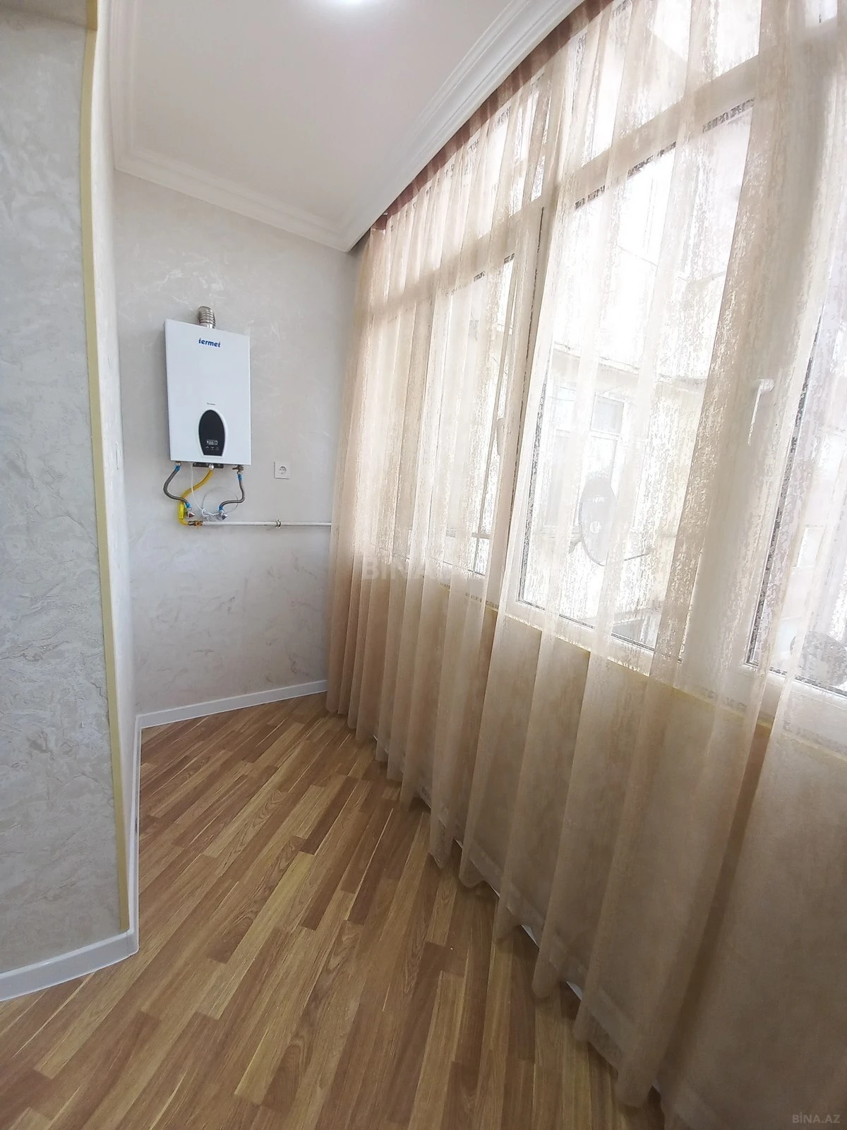 Satılır 1 otaqlı mənzil 45 m²