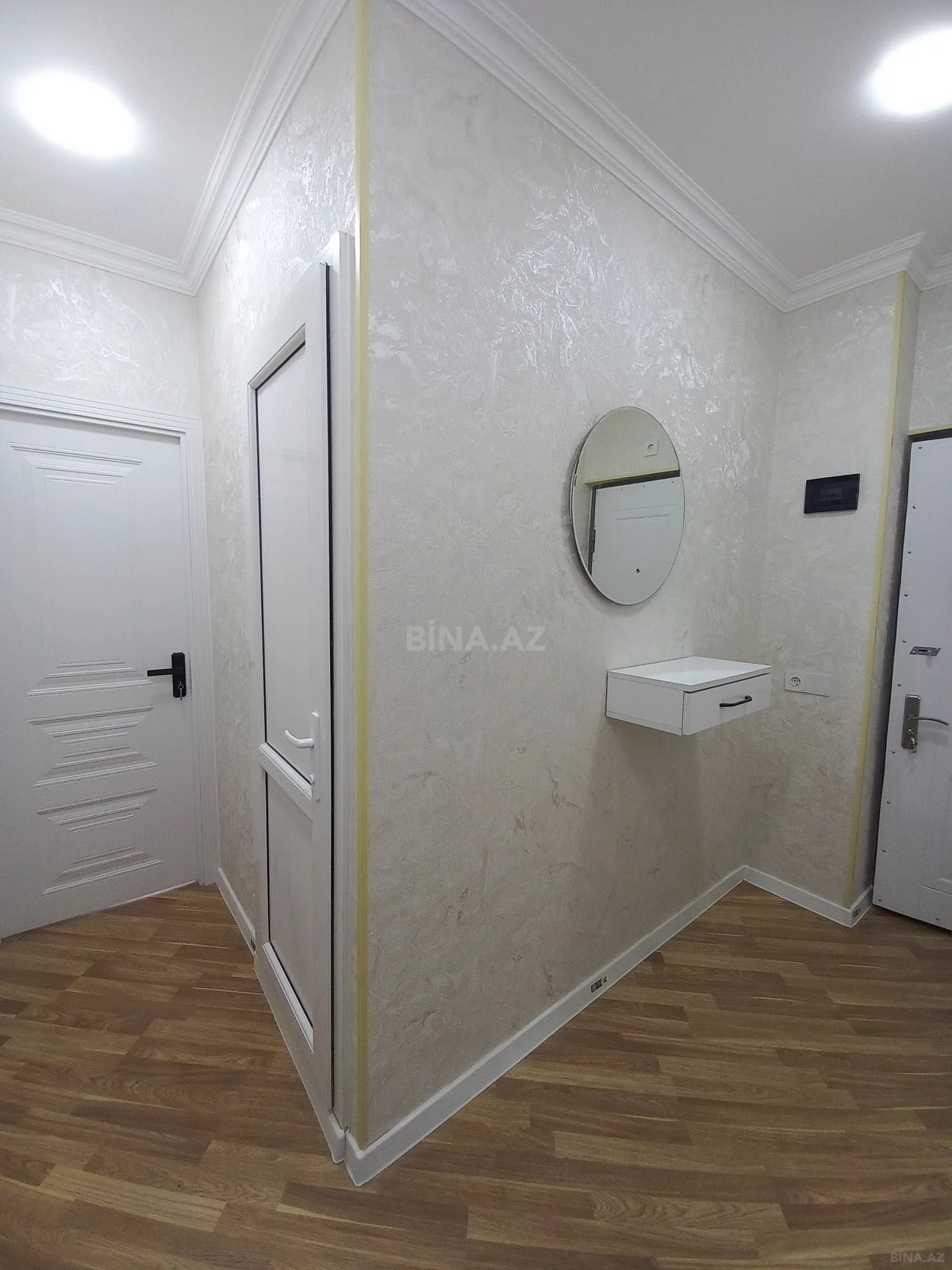 Satılır 1 otaqlı mənzil 45 m²