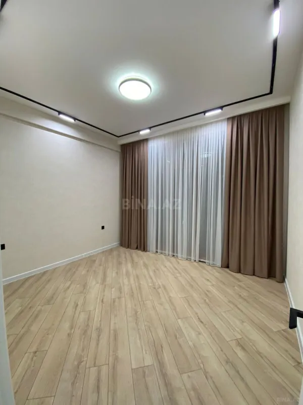 Satılır 2 otaqlı mənzil 90 m²