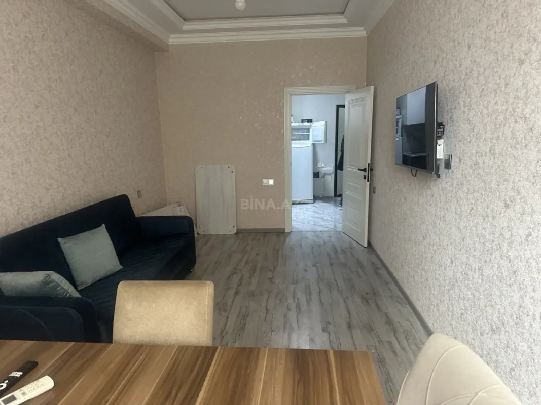 Kirayə verilir 2 otaqlı mənzil 65 m²