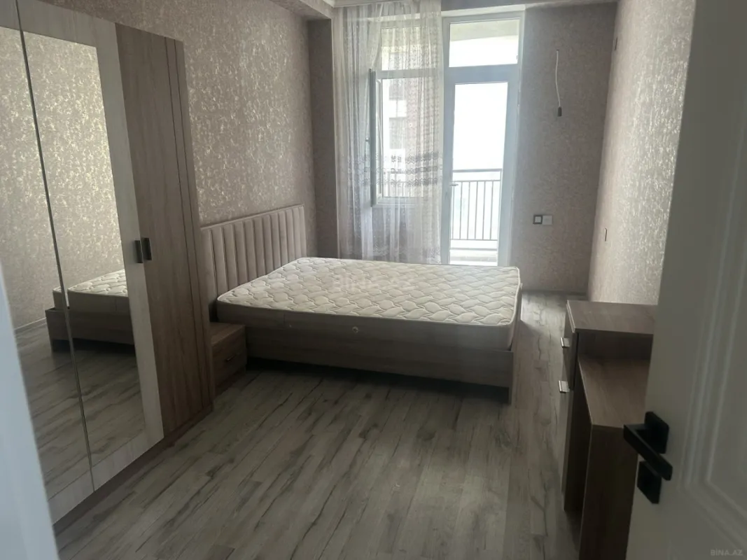 Kirayə verilir 2 otaqlı mənzil 65 m²