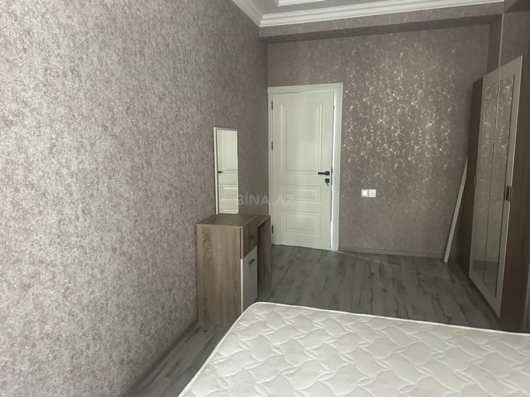 Kirayə verilir 2 otaqlı mənzil 65 m²