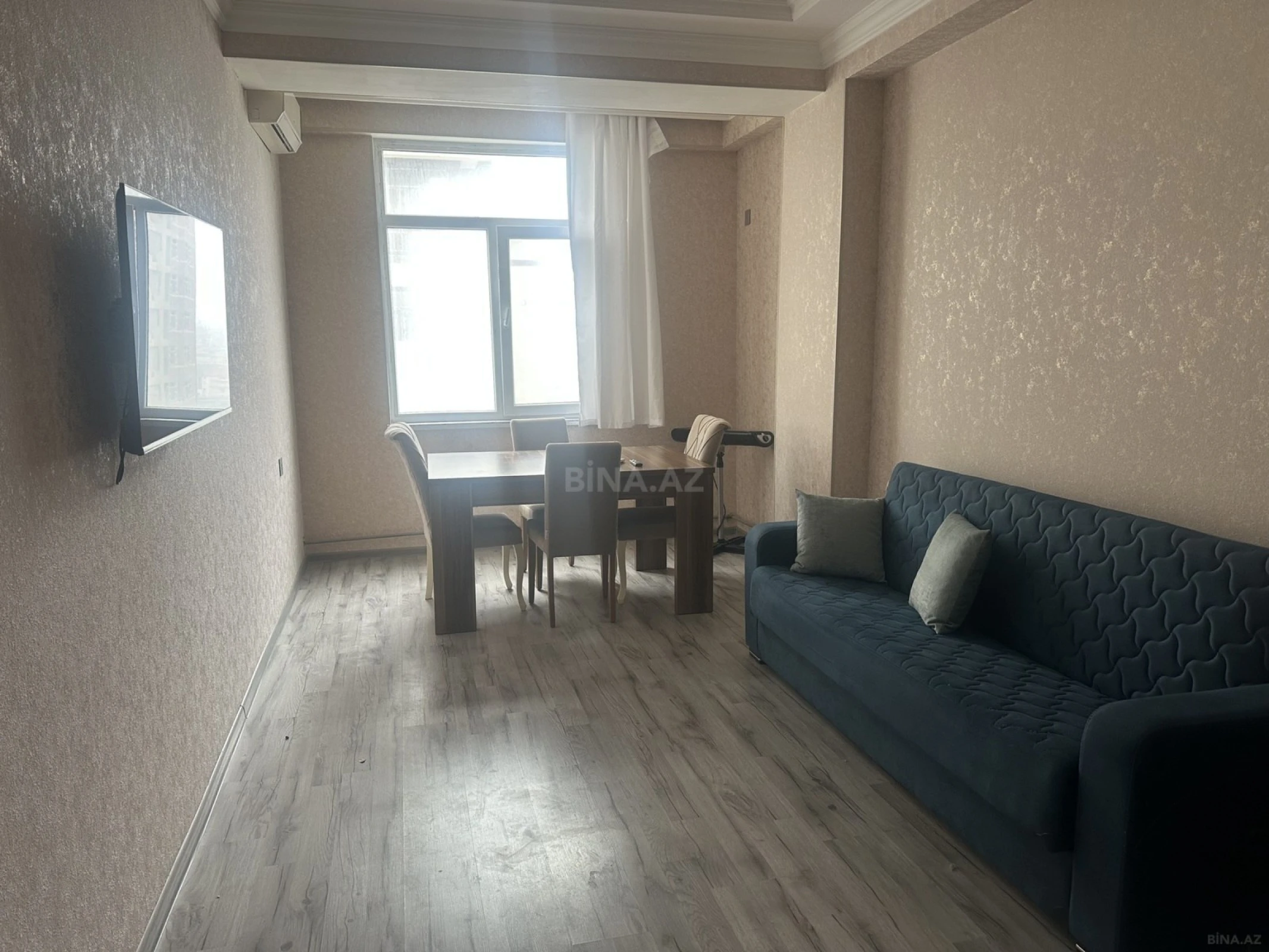 Kirayə verilir 2 otaqlı mənzil 65 m²