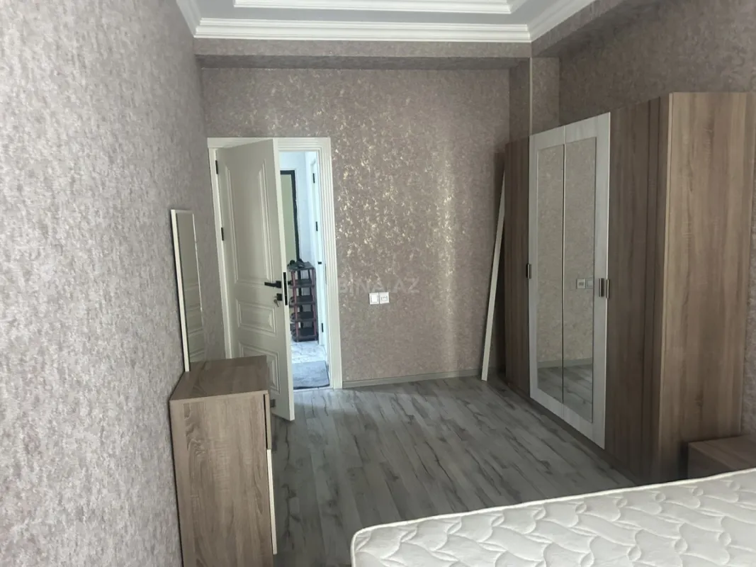 Kirayə verilir 2 otaqlı mənzil 65 m²