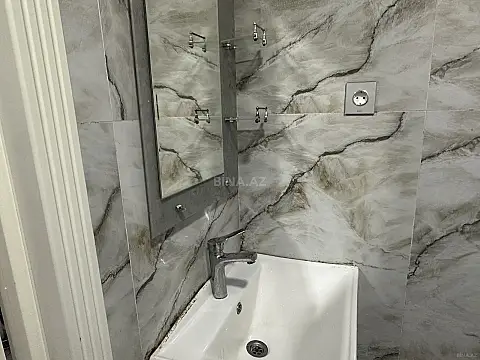 Kirayə verilir 2 otaqlı mənzil 65 m²