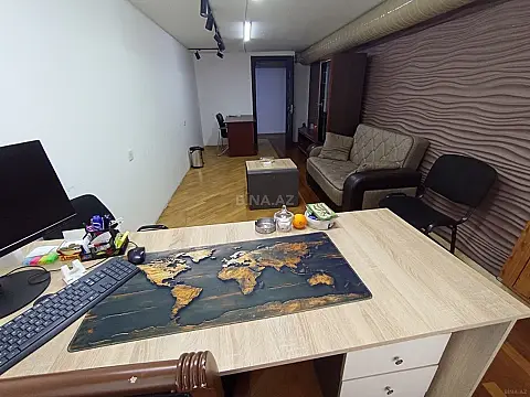 Kirayə verilir 1 otaqlı ofis 25 m²