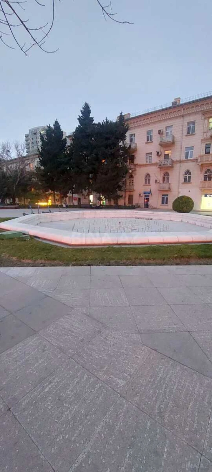 Kirayə verilir 5 otaqlı ofis 180 m²