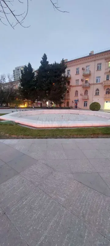 Kirayə verilir 5 otaqlı ofis 180 m²