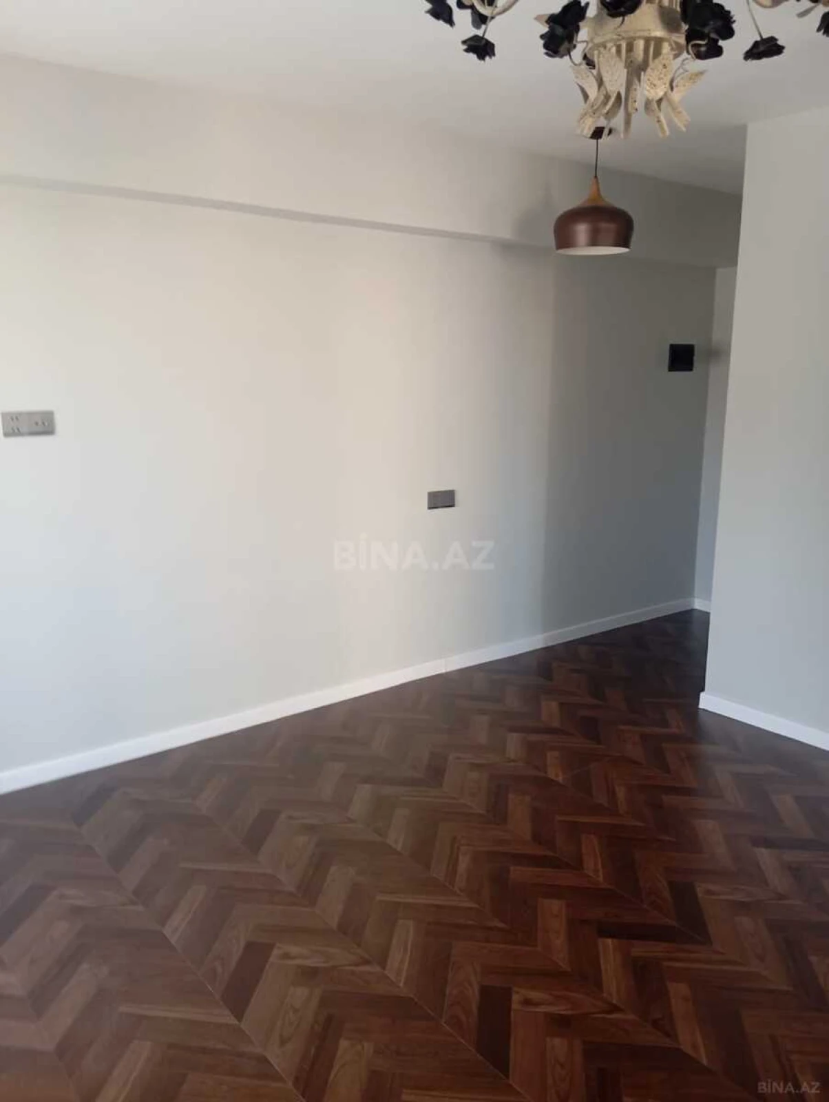 Satılır 2 otaqlı mənzil 47 m²