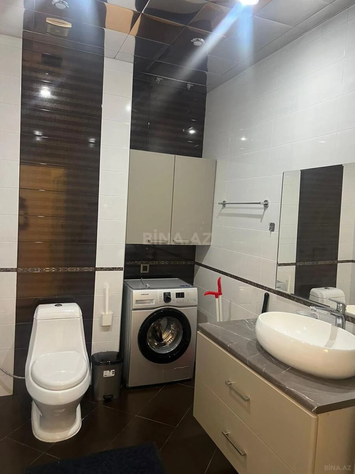 Kirayə verilir 4 otaqlı mənzil 170 m²