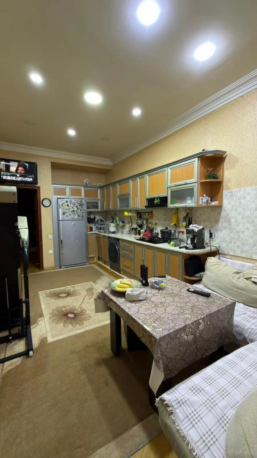 Satılır 3 otaqlı mənzil 160 m²