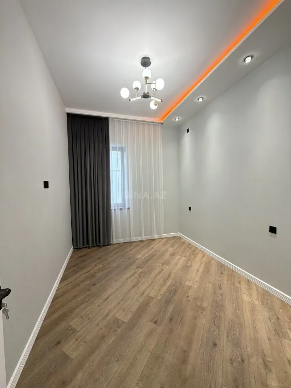 Satılır 4 otaqlı həyət evi 180 m²
