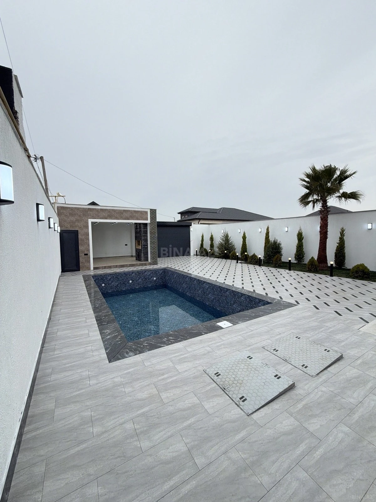 Satılır 4 otaqlı həyət evi 180 m²