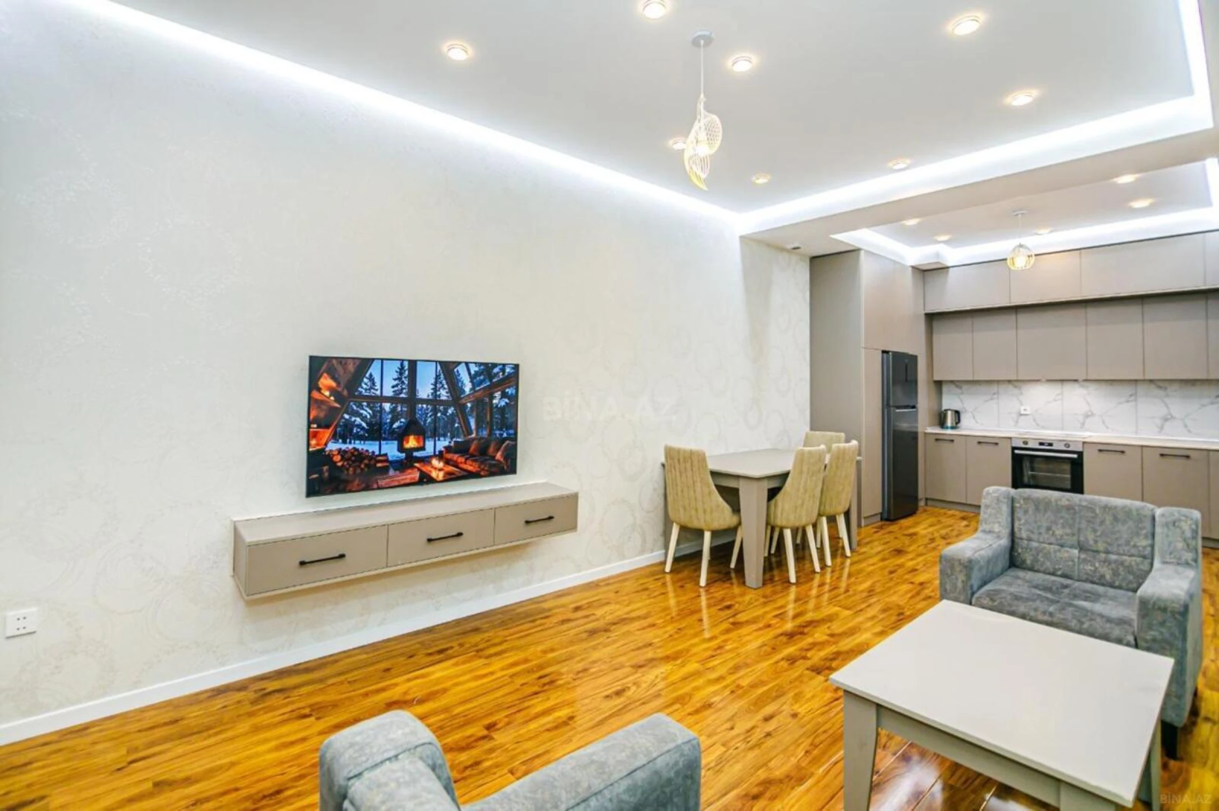 Kirayə verilir 3 otaqlı mənzil 110 m²