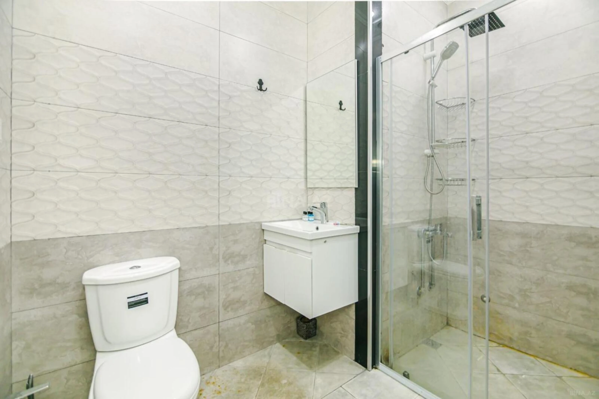 Kirayə verilir 3 otaqlı mənzil 110 m²