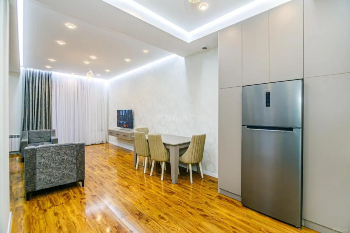 Kirayə verilir 3 otaqlı mənzil 110 m²