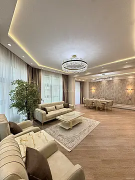 Satılır 3 otaqlı mənzil 143 m²
