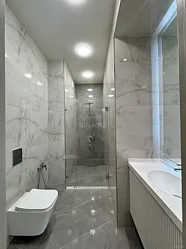 Satılır 3 otaqlı mənzil 143 m²
