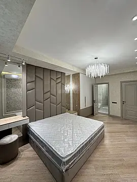 Satılır 3 otaqlı mənzil 143 m²