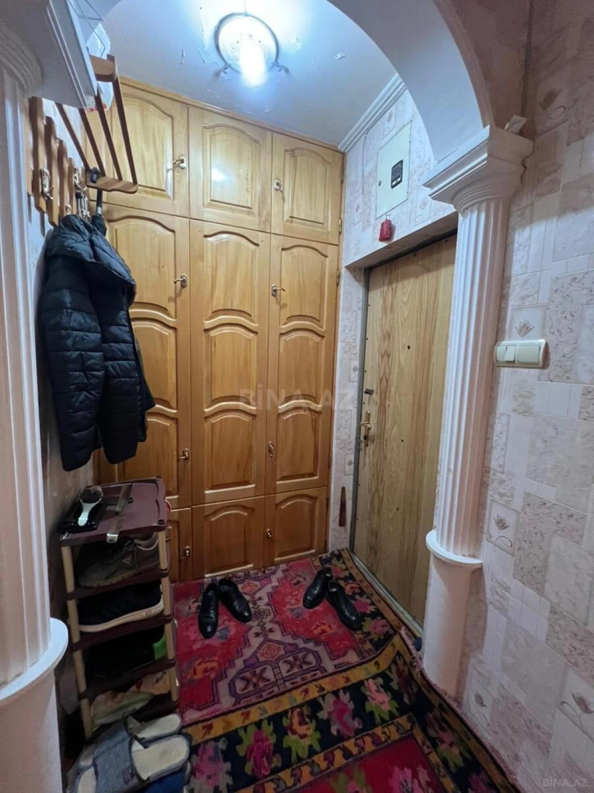 Satılır 5 otaqlı mənzil 140 m²