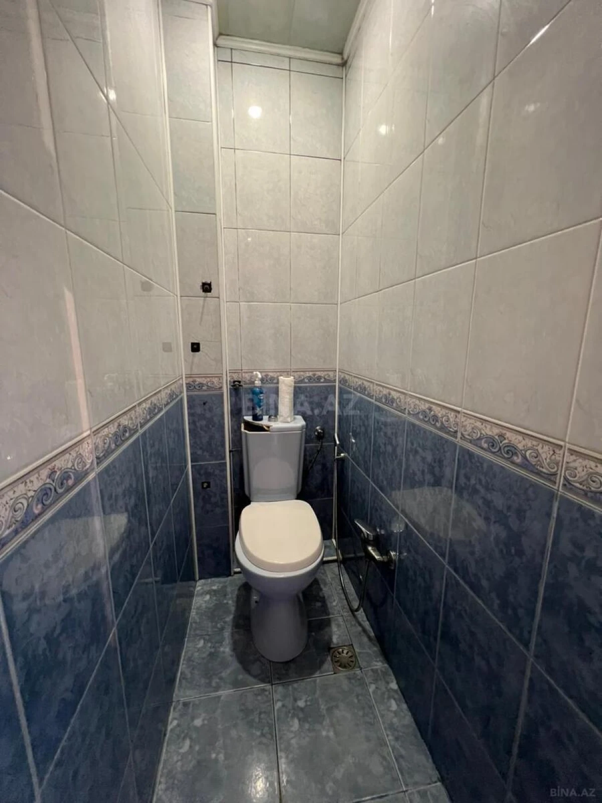 Satılır 5 otaqlı mənzil 140 m²