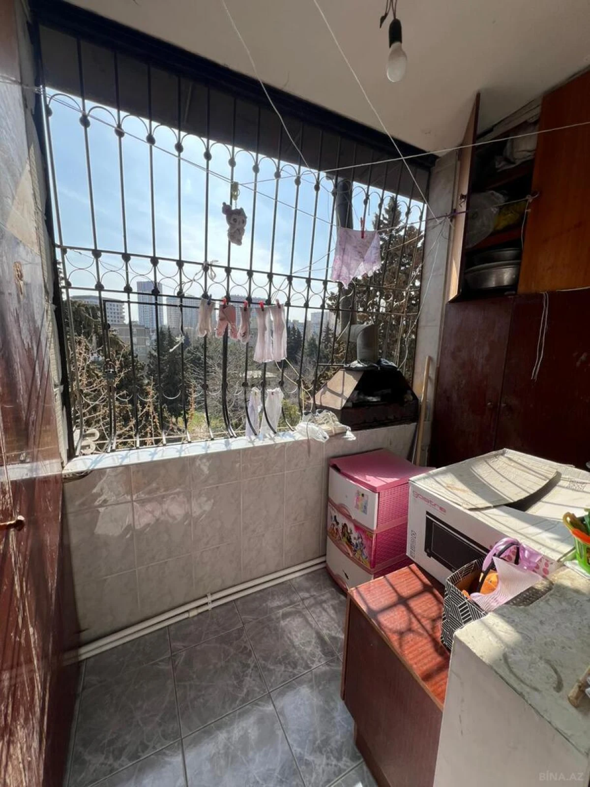 Satılır 5 otaqlı mənzil 140 m²