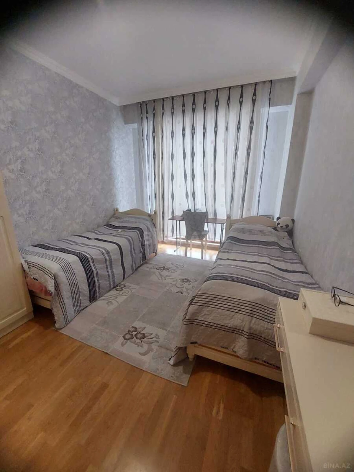 Satılır 2 otaqlı mənzil 74 m²