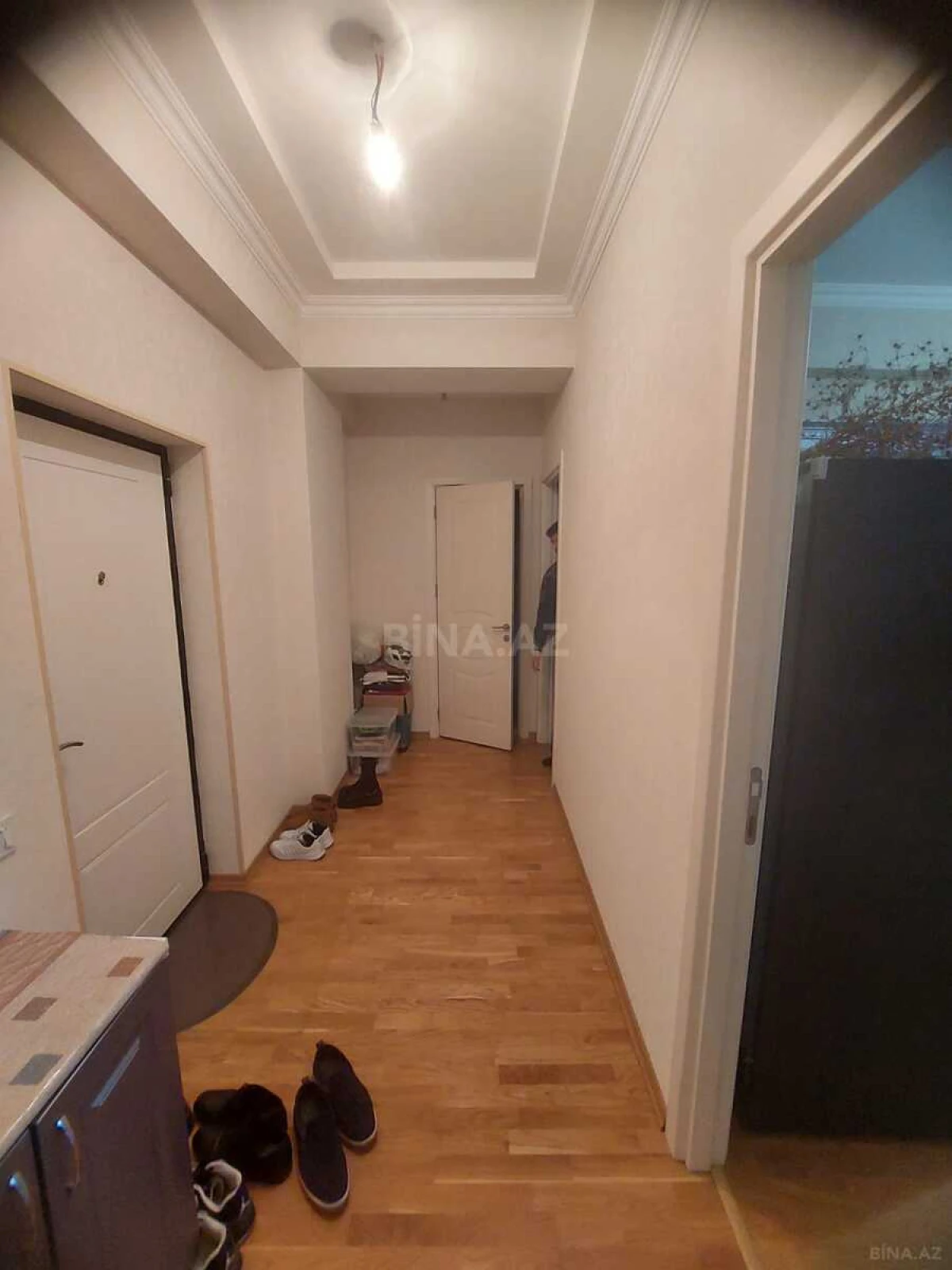 Satılır 2 otaqlı mənzil 74 m²