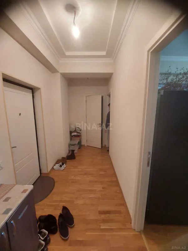 Satılır 2 otaqlı mənzil 74 m²