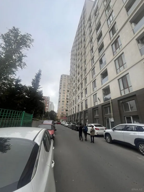 Satılır 2 otaqlı mənzil 74 m²