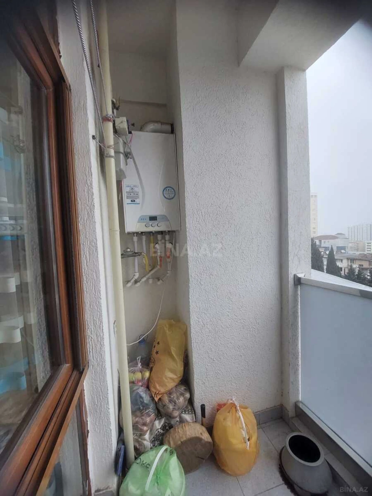 Satılır 2 otaqlı mənzil 74 m²