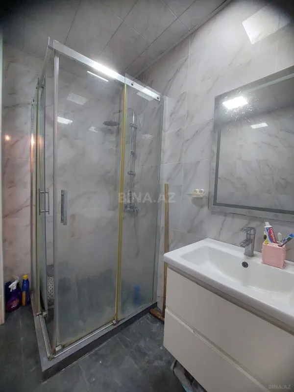 Satılır 2 otaqlı mənzil 74 m²