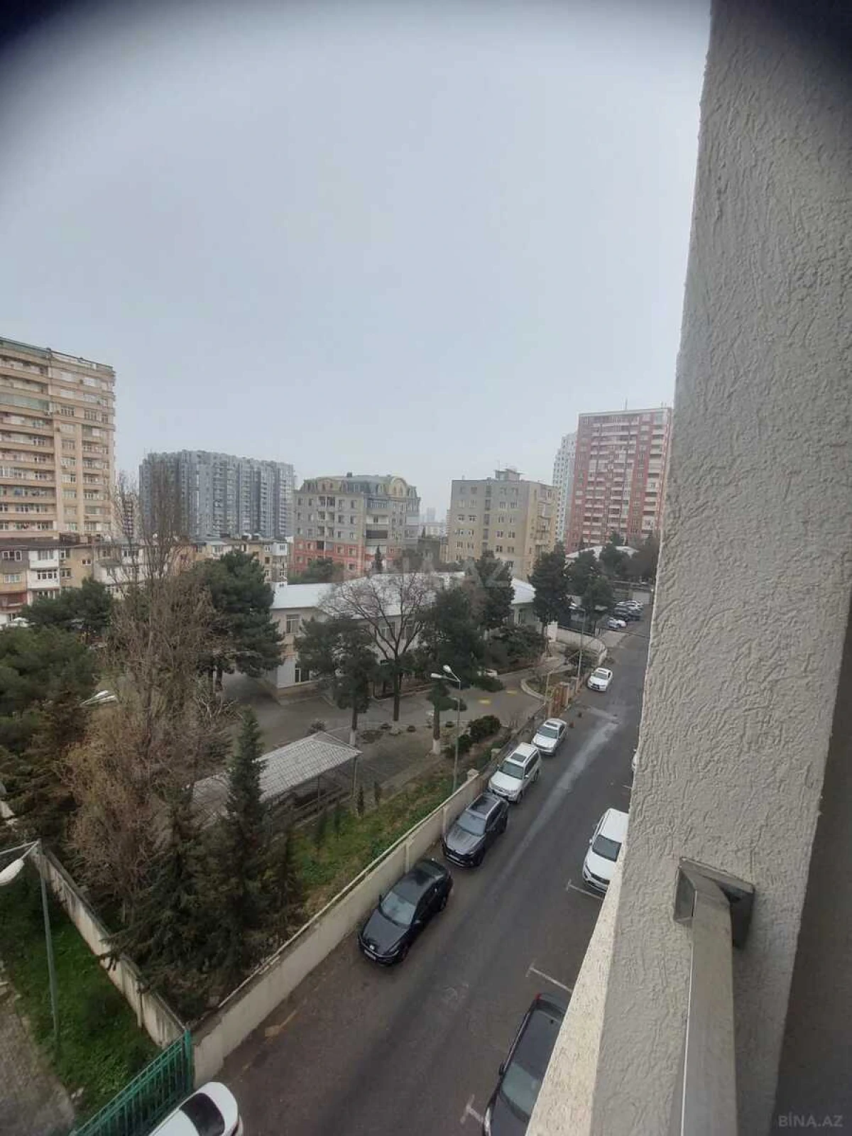 Satılır 2 otaqlı mənzil 74 m²