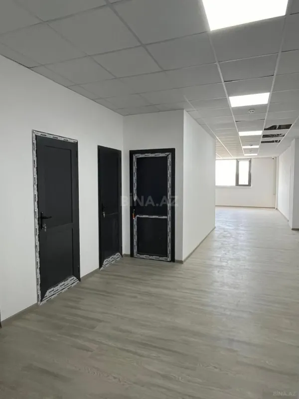Satılır obyekt 1800 m²