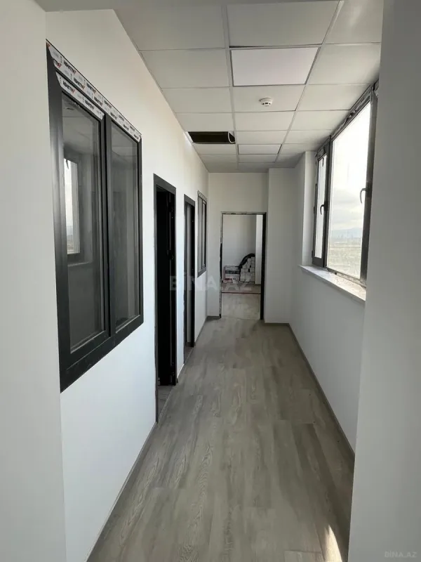 Satılır obyekt 1800 m²