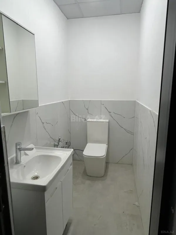 Satılır obyekt 1800 m²