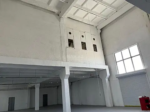 Satılır obyekt 1800 m²