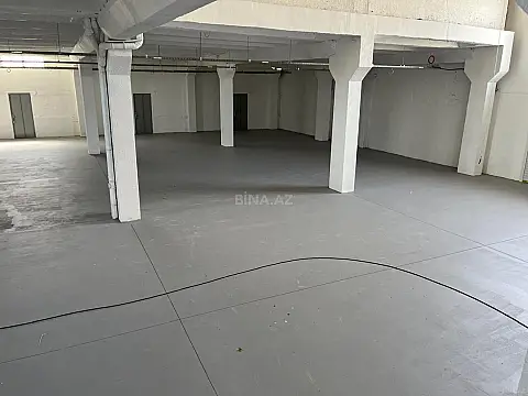 Satılır obyekt 1800 m²