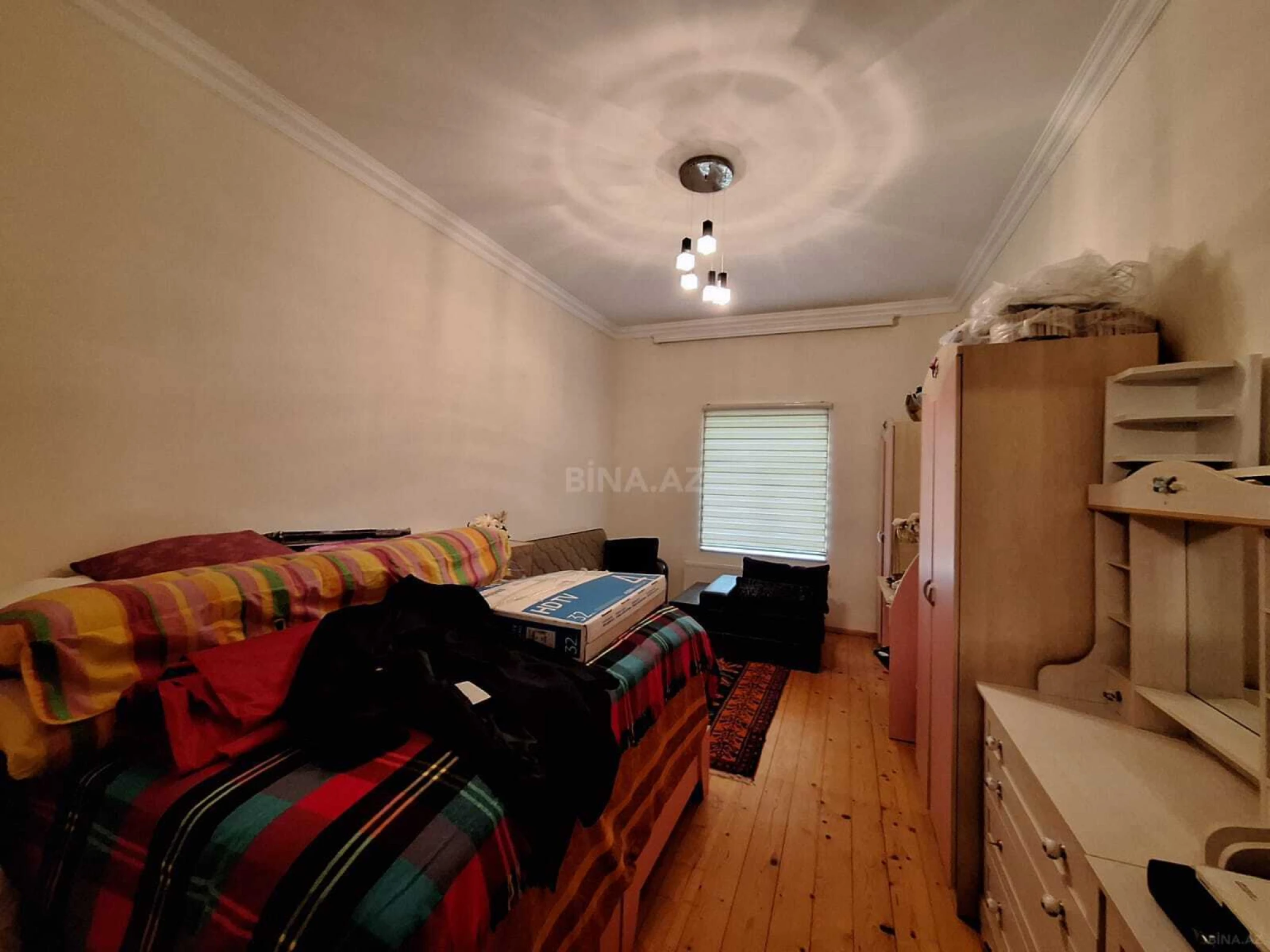 Satılır 8 otaqlı həyət evi 500 m²