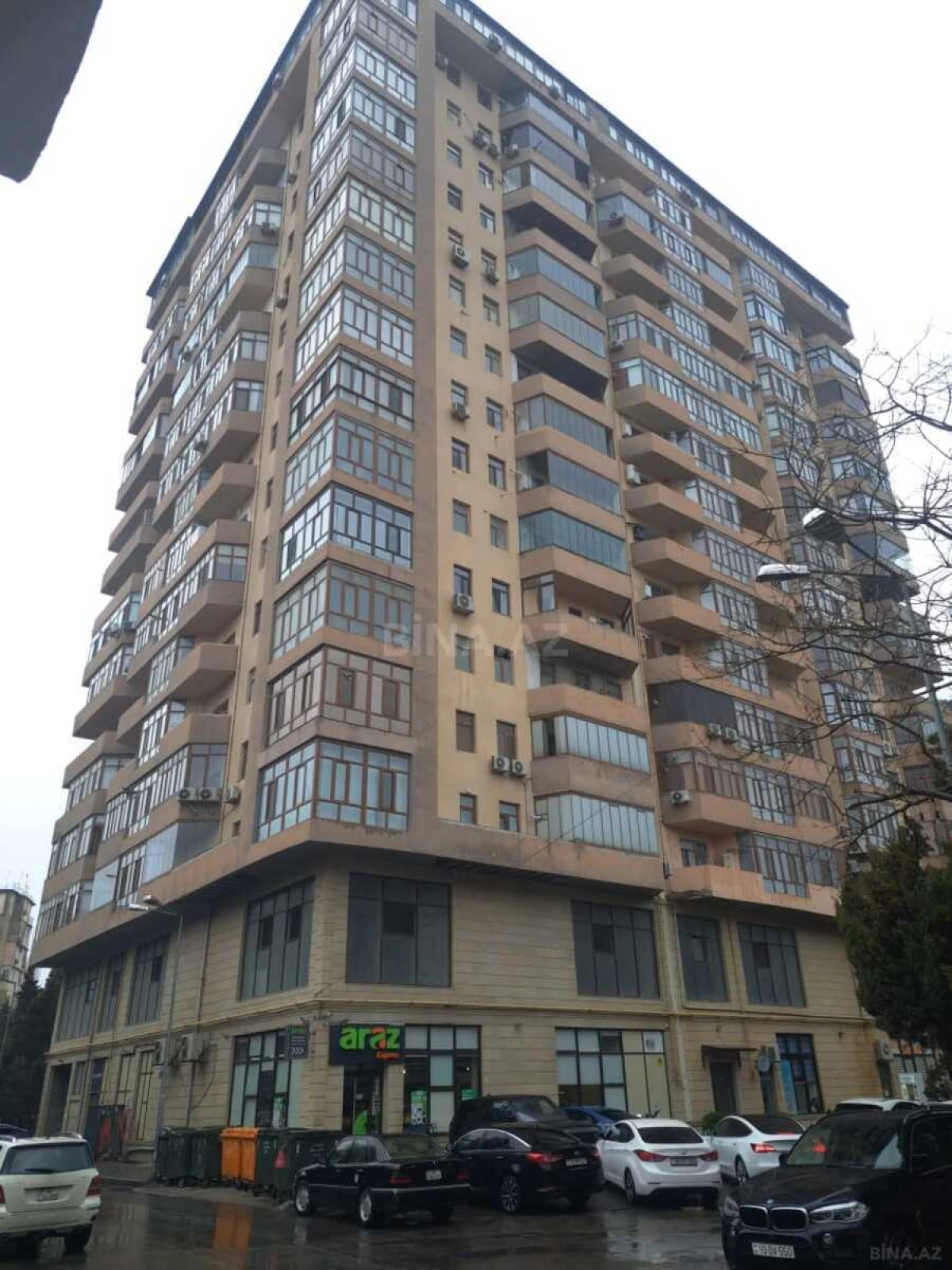 Satılır 2 otaqlı mənzil 90 m²
