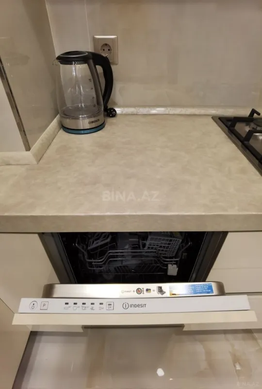 Satılır 2 otaqlı mənzil 74 m²