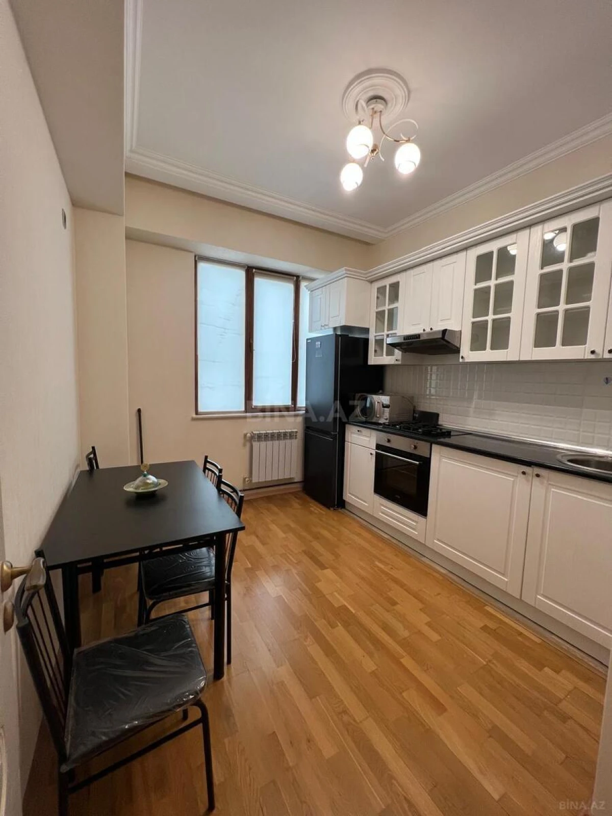 Kirayə verilir 2 otaqlı mənzil 65 m²