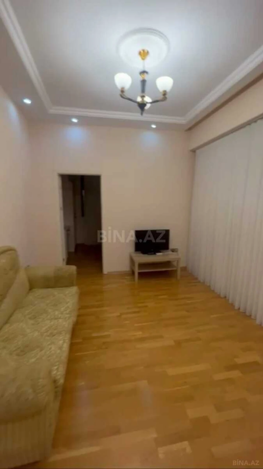 Kirayə verilir 2 otaqlı mənzil 65 m²