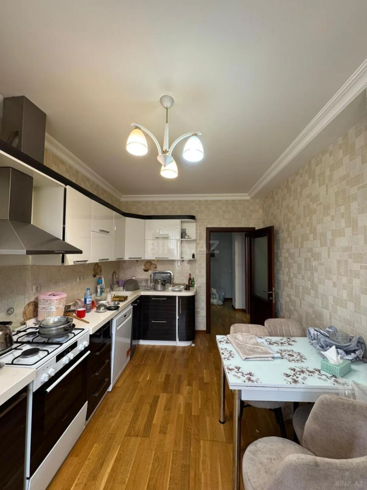 Satılır 3 otaqlı mənzil 125 m²